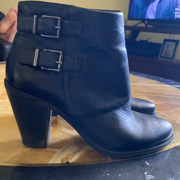 JS Black Leather Booties w/Buckle Accent - Picture 3 of 9